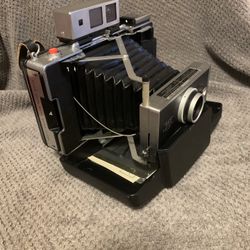 Polaroid Land Camera