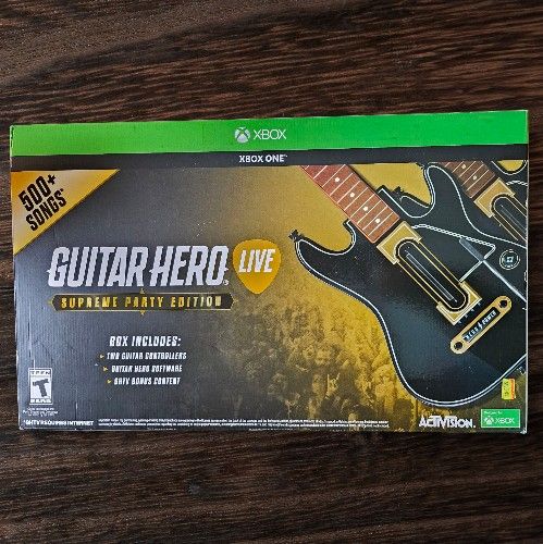 Xbox One Guitar Hero Live: Supreme Party Edition  - 2 Guitars, Dongles, And Game