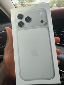 iPhone 17 pro max