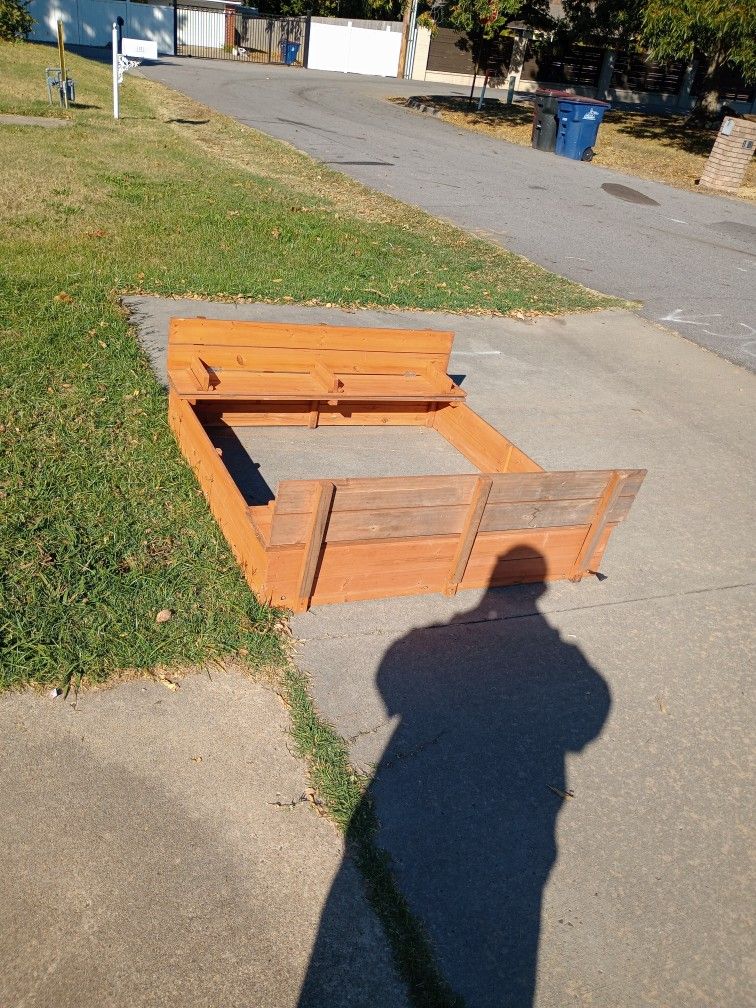 Kids Sand Box