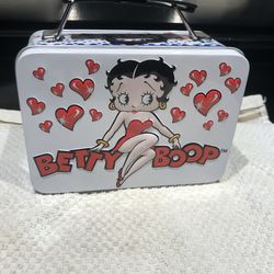 21 years old Betty Boop small tin can lunch Box Collectable new