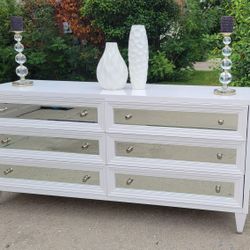 ORIGINALLY WHITE DRESSER BY Z GALLERIE "CONCERTO" LIKE NEW CONDITION 73X23X35 ROLLING DRAWERS GLAM!!