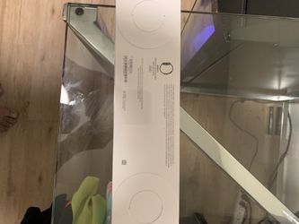 Brand new Apple Watch Series 5 40mm
