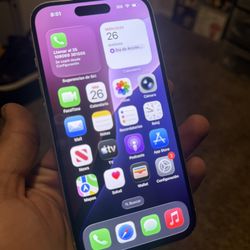 iPhone 15 128gb AT&T 