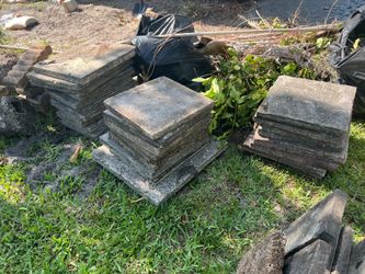 Landscape Stepping Stones & Edging Blocks