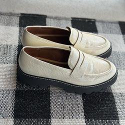 Franco Sarto Ivory/Cream Chunky Lug Sole Penny Loafers - NEW