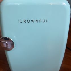 Crownful Mini Fridge Cold/hot