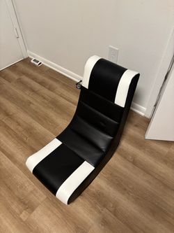 Rocking gaming chair (best for kids or small people)