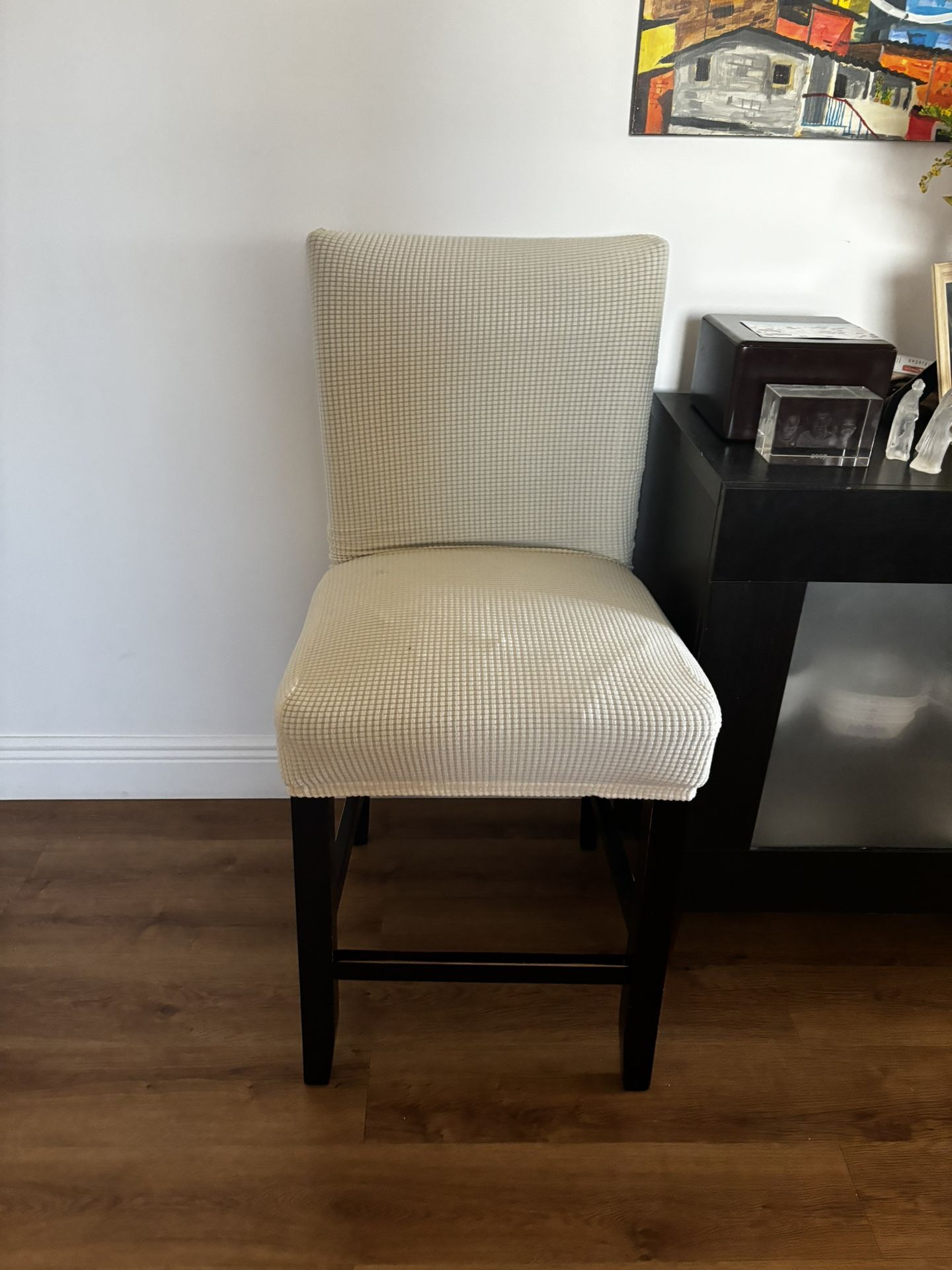 8 high dining chairs $10 Each