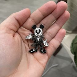 Mickey Jack Skelington Pin
