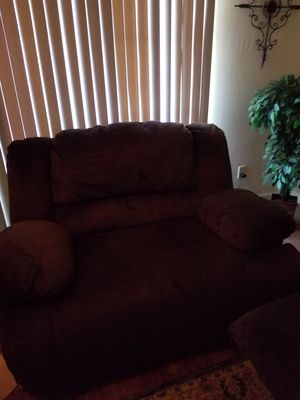 Ashley Furniture Sofa For In Scottsdale Az Offerup Ashley Furniture Electric Recliner For In Scottsdale Az