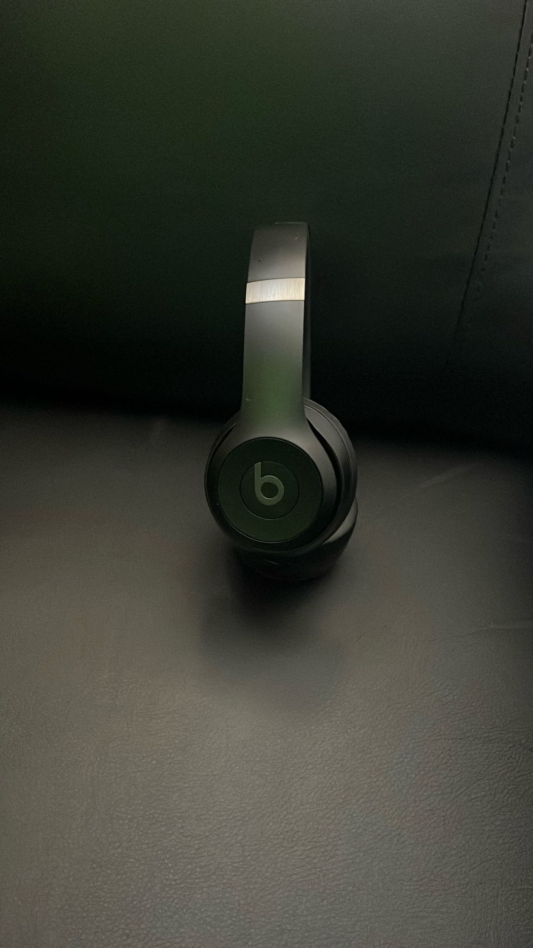 Beats Solo 4