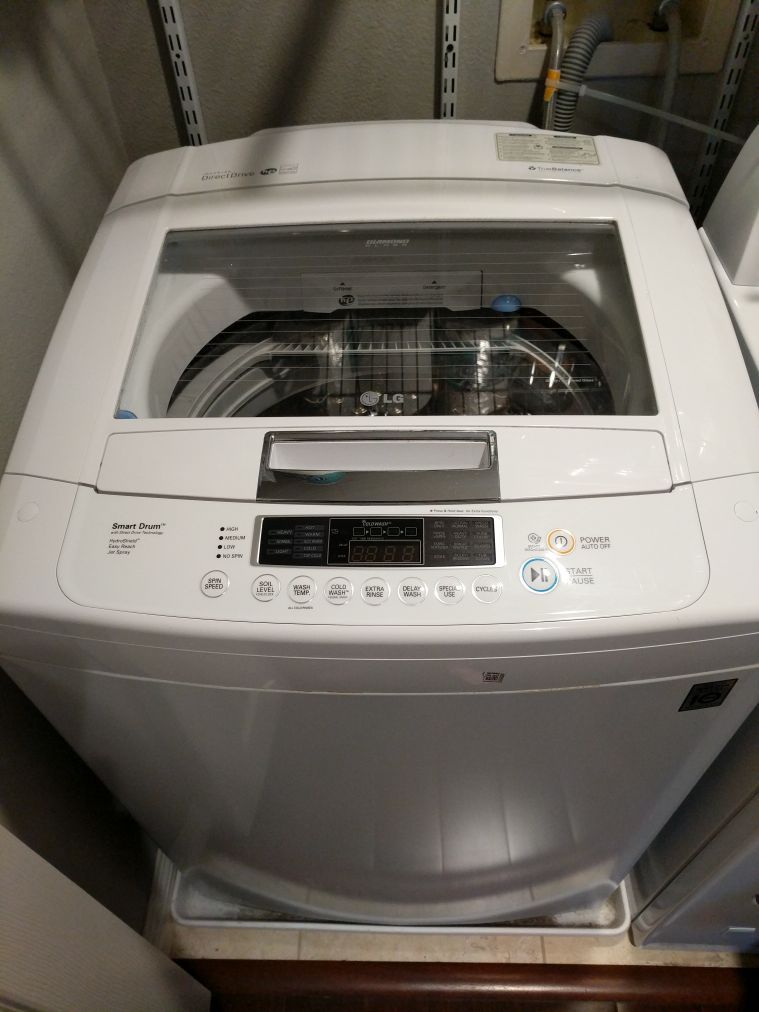 LG WT1101CW 4.1 cu. ft. High-Efficency Top Load Washer