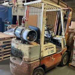 Datsun Forklift