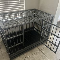 Large Steel dog kennel 