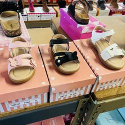 Kids Shoes $10