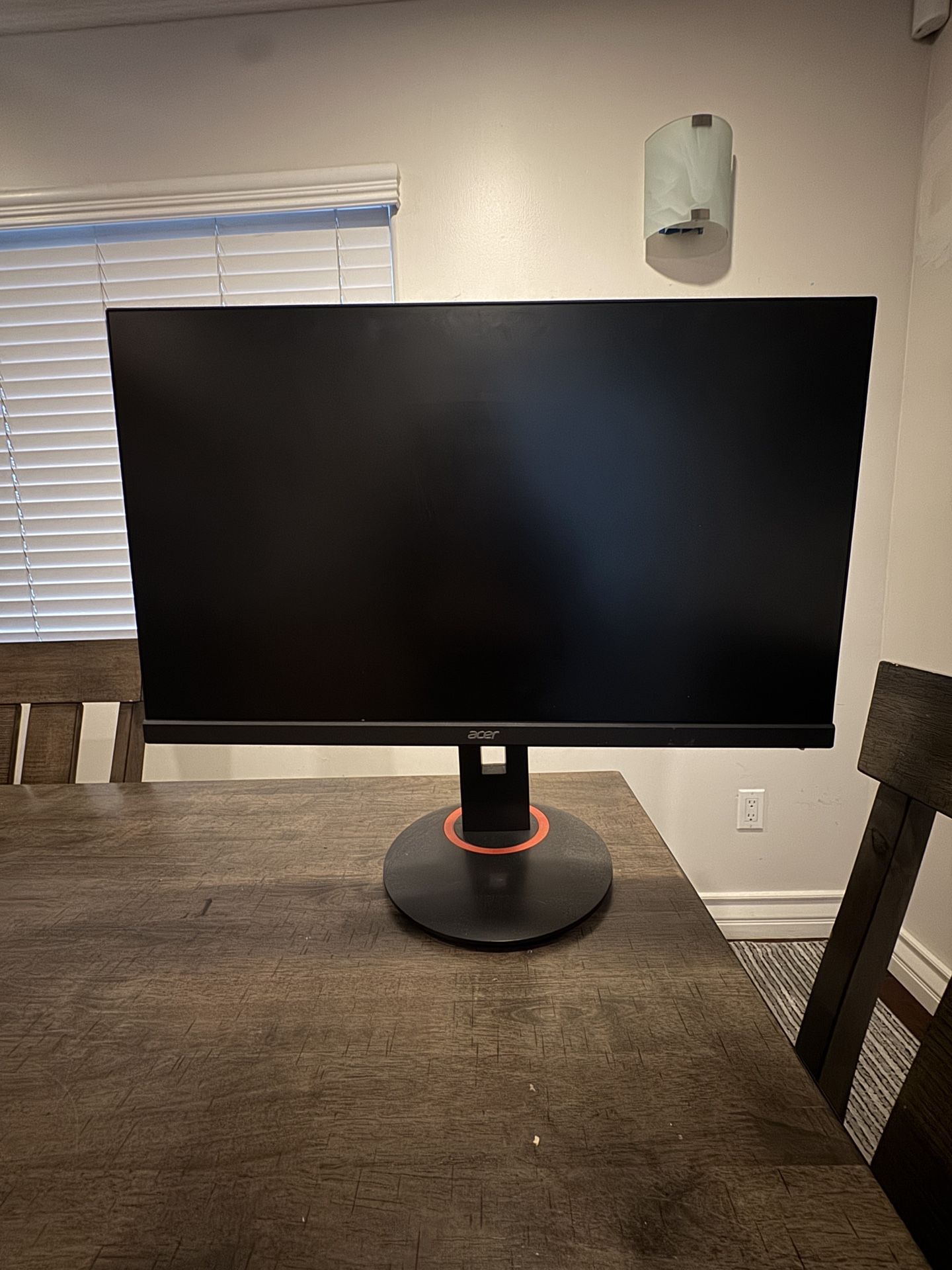 Acer 27” Monitor – Excellent Condition 💻🔌 