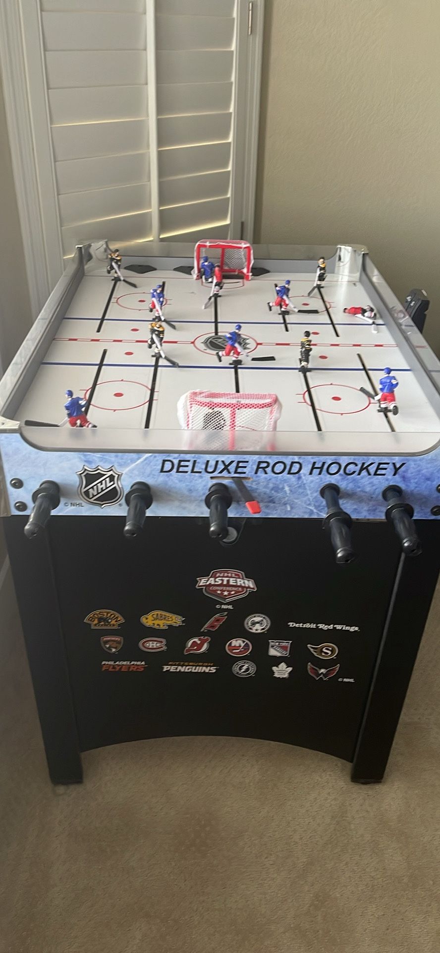 Air Hockey Table