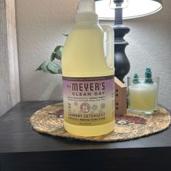 Mrs Meyers Clean Day Detergent- Compassion Flower