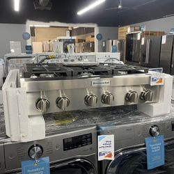 Kitchen Aid 36” Wide Gas Built In Cook Top On Sale Now 💰