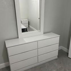Dresser Whit Mirror - Cómoda Con Espejo 