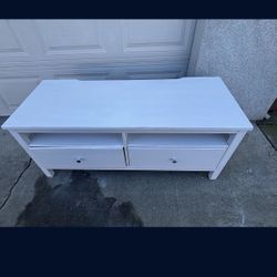 Tv Stand/Center Table 