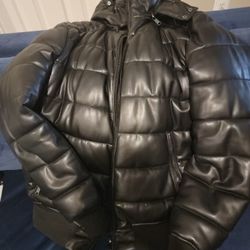 Zara's New Jacket With Hood. ' L'