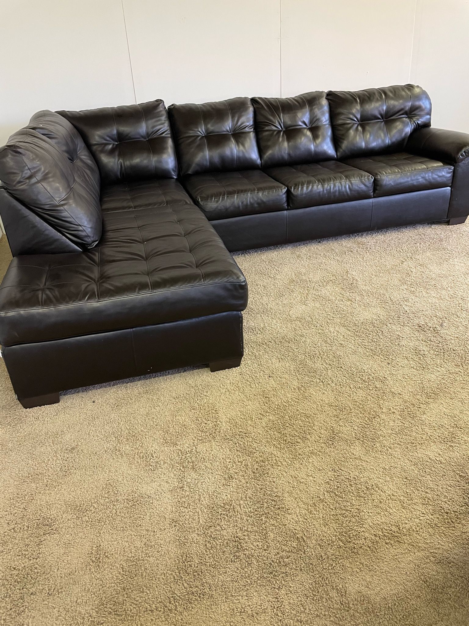 2-Piece Black L-Shape Sectional Couch Sofa *Free Delivery*