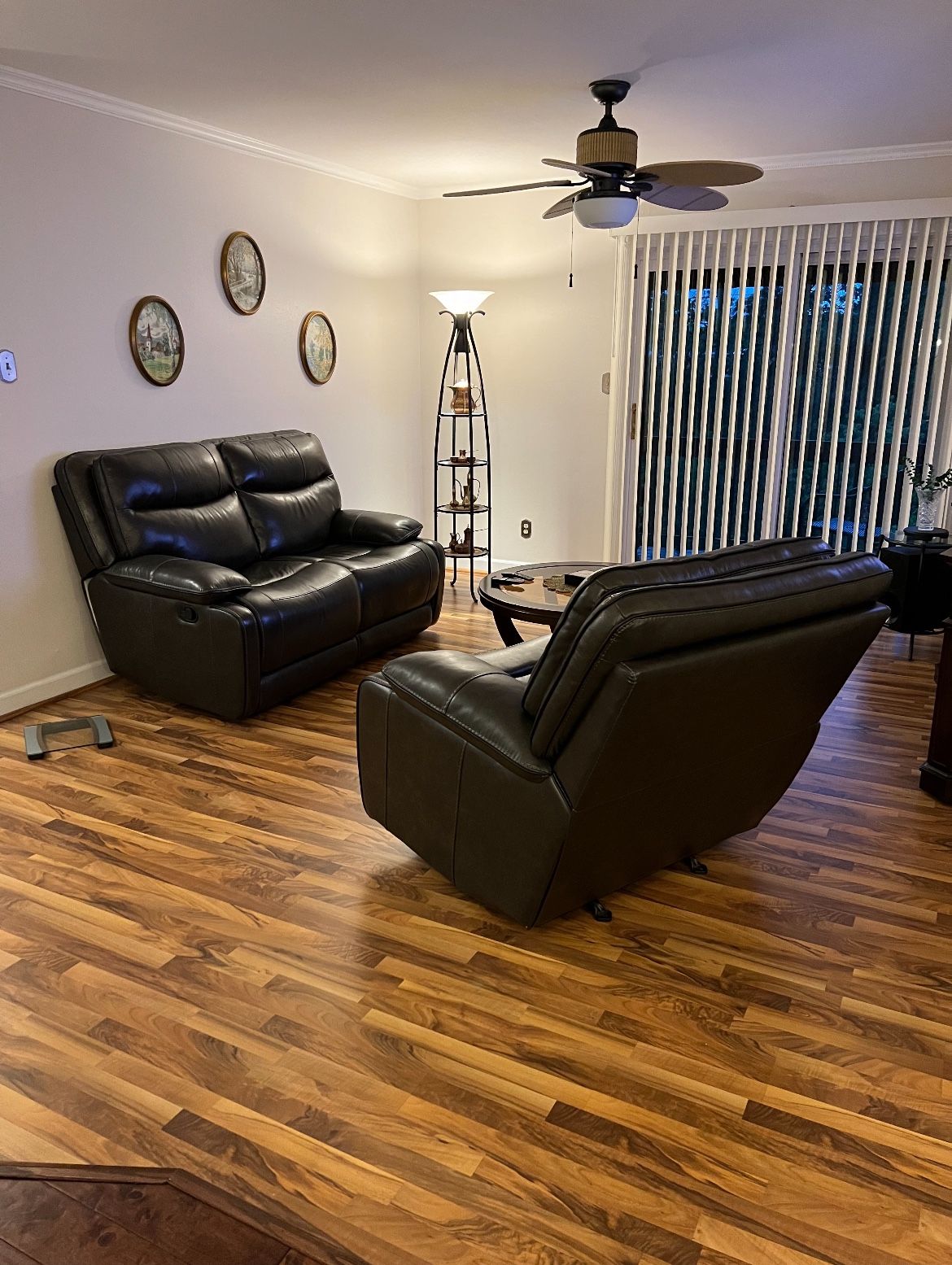 2 Seat Leather Sofa & Recliner Rocking Chair