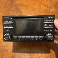 2012 Nissan Rogue Radio Single CD Player OEM Used part
