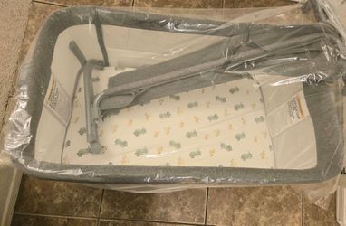 Baby Bassinet, 3 in 1 Bedside Sleeper with Washable Soft Mattress and Sheet, 6 Adjustable Heights