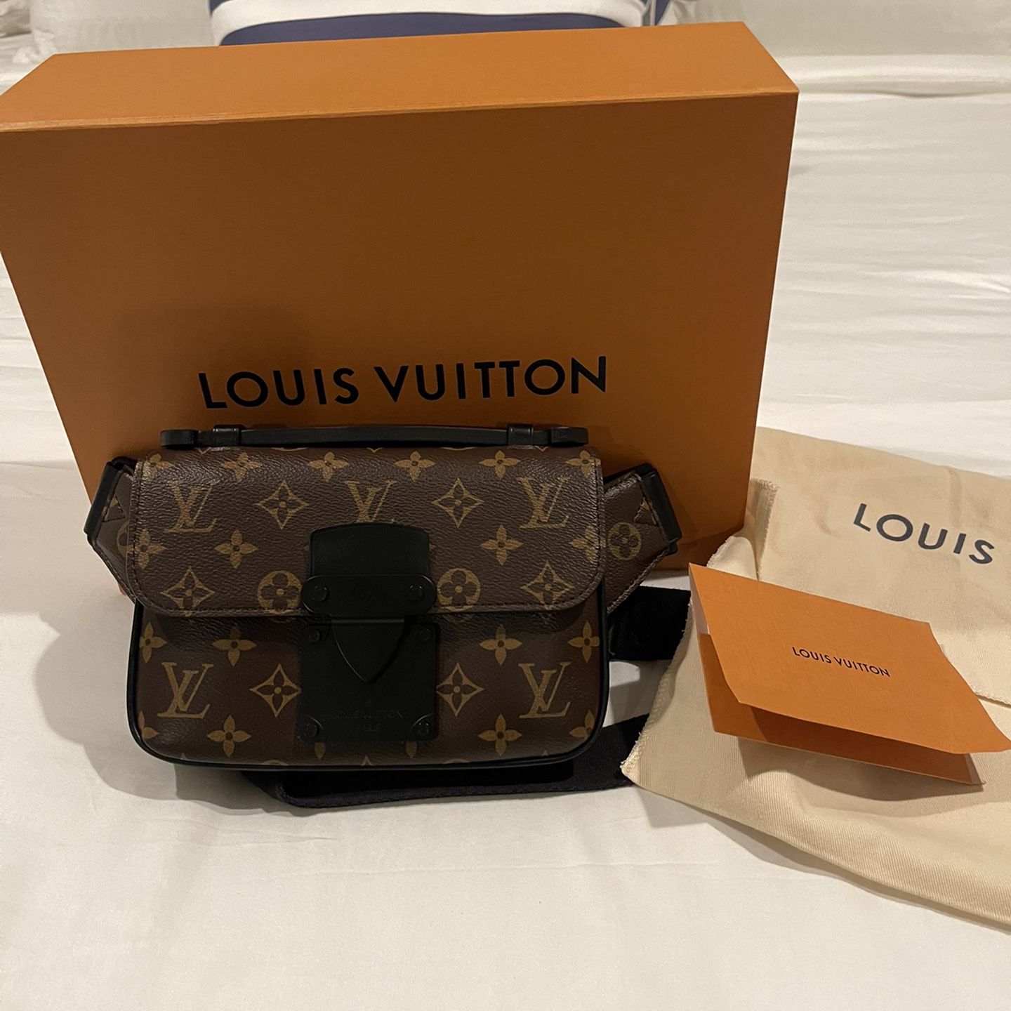 Louis Vuitton men’s cross body bag. PRICE REDUCTION 