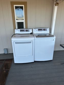 2015 LG washer and dryer set