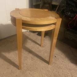 Round End Table/Plant Holder