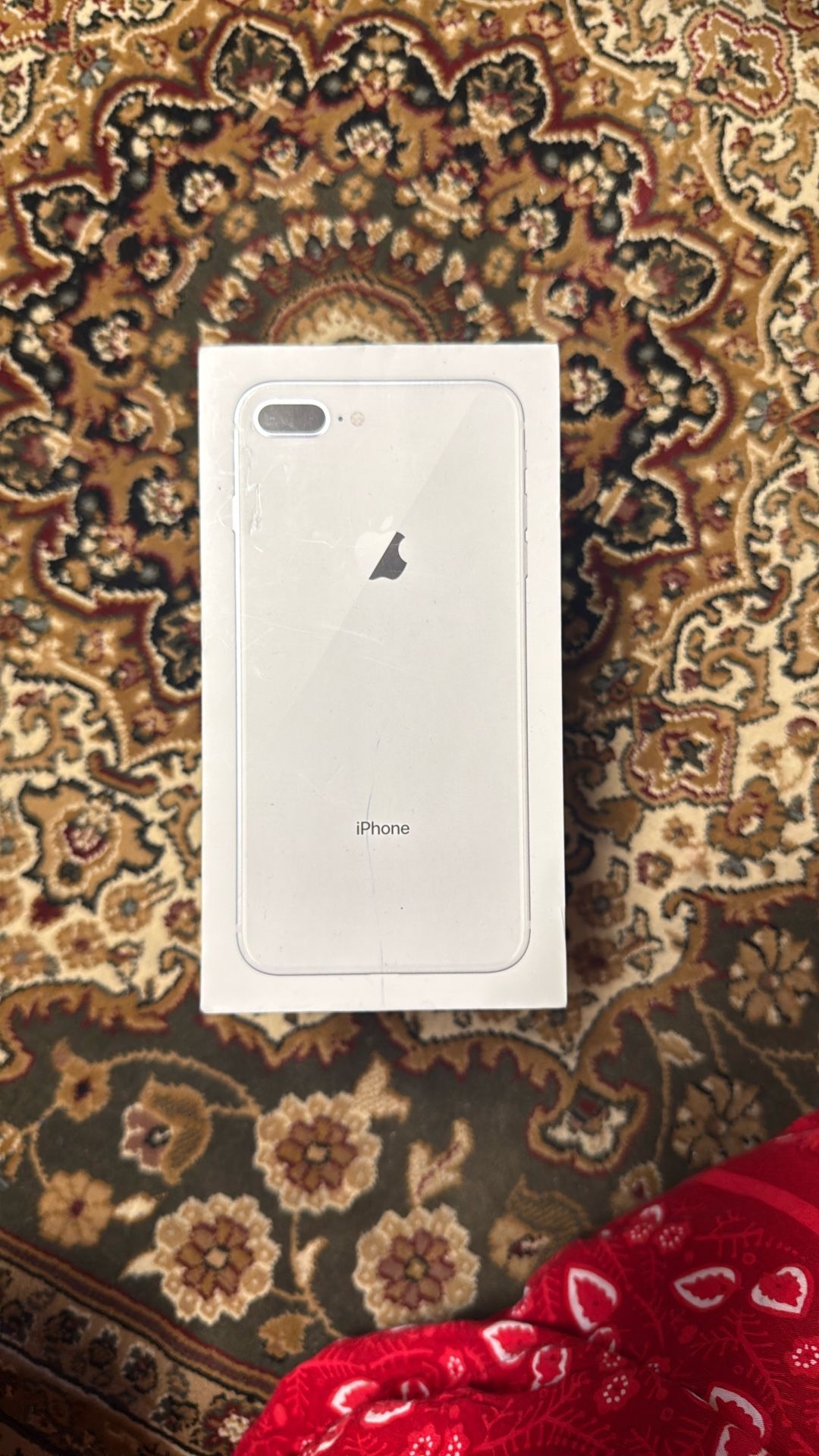 iPhone 8 Pro Mac Box 