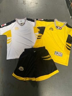 Uniforme de Futbol soccer combo para niño size 14 y 16 en liquidacion
