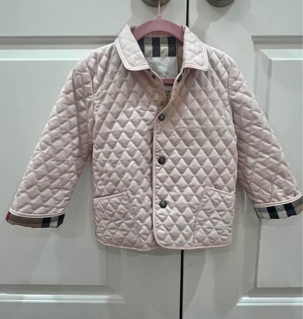 Burberry girl pink Quilted Jacket 3T