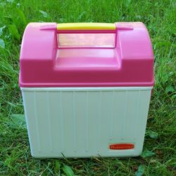 Pink Rubbermaid Sidekick Cooler 7Qt.