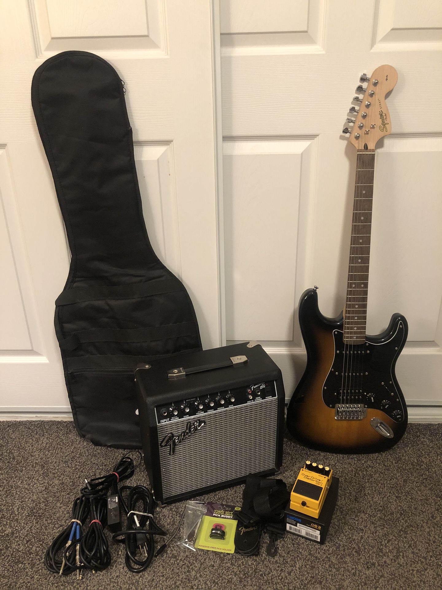 Electric Guitar w/ Amp