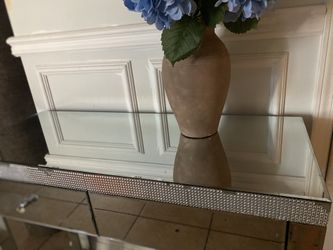 Mirrored Table