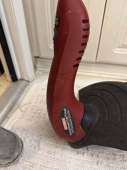  ⸻  Title: Craftsman Electric Weed Eater / String Trimmer – 4.5 Amp  Price: $30 (OBO)  Condition: Used – Good working condition  Description: Craftsma