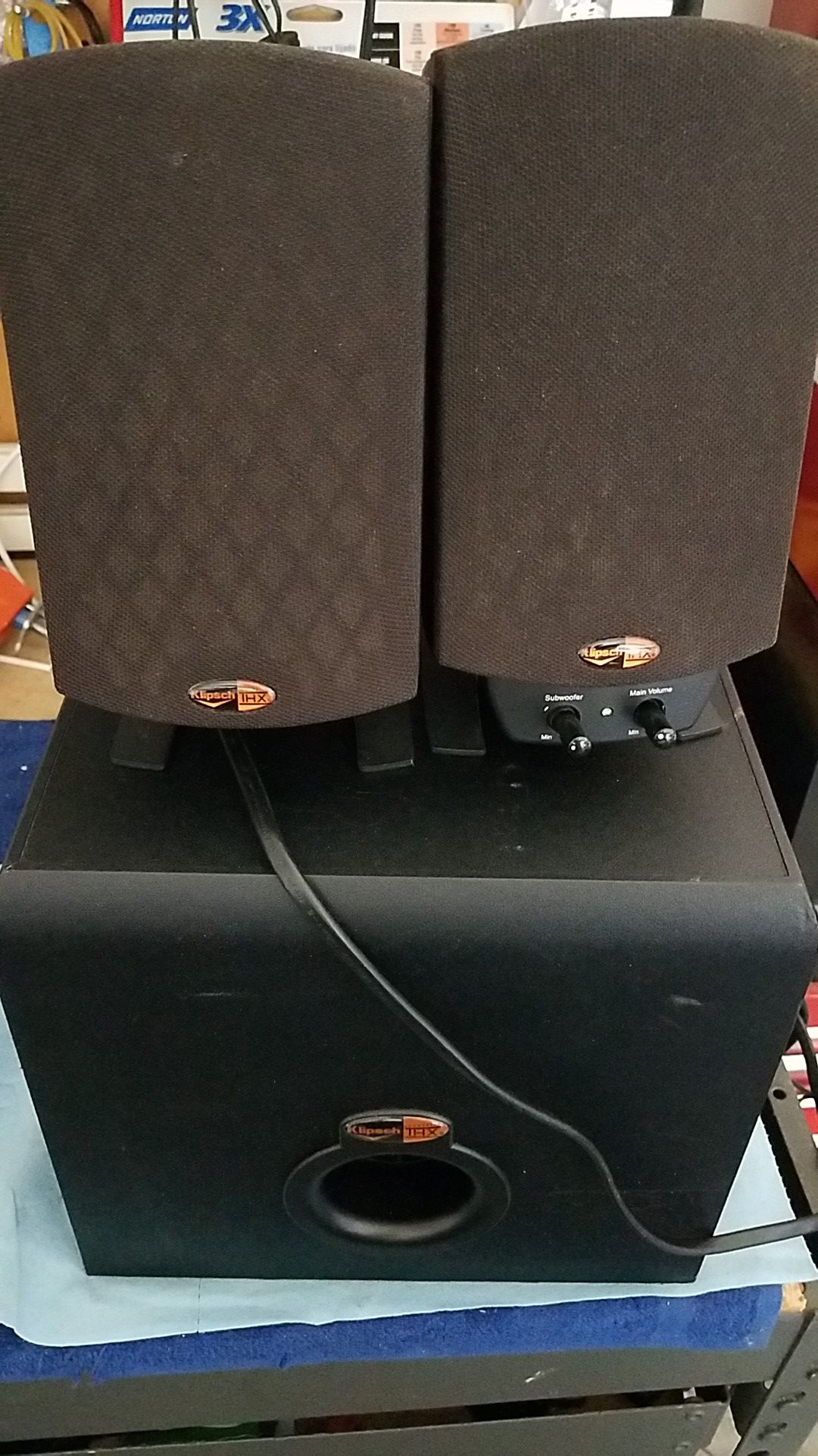 Klipsch THX 2.1 speaker and subwoofer