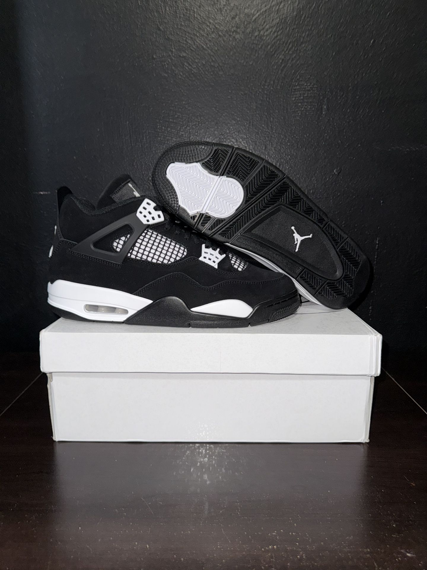 Air Jordan 4 Retro White Thunder Mens Size 10