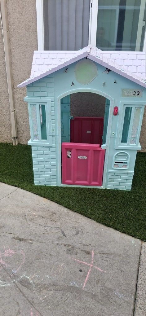 Play House 