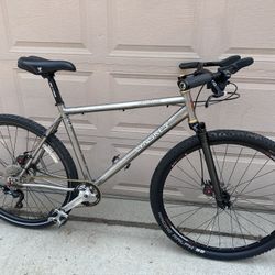 Lynskey ridgeline store