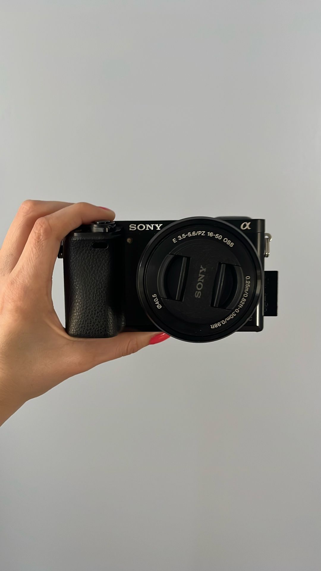 Sony A6000