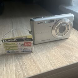 casio exilim ex-z77 Digital Camera 