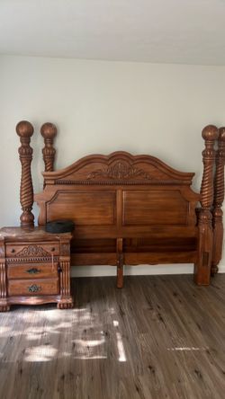 King Size Heavy Wood Bed