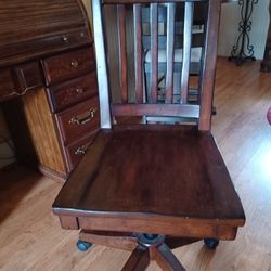 WOOD DESK CHAIR