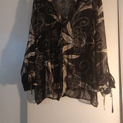 Lane Bryant Size 18-20 Beige And Black Blouse,